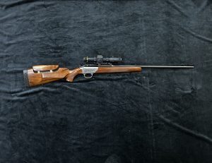 BLASER - R 93 - 300 WIN MAG - AIMPOINT H30